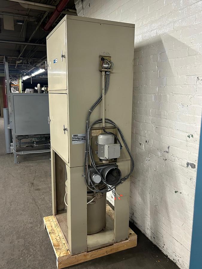 Used DCE Unimaster, 2HP Cabinet Dust Collector, 5-Gallon Pail Collector