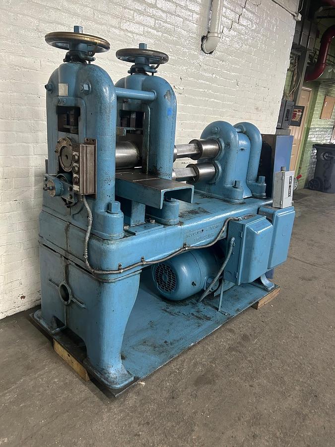 Used Mossberg & Granville 9" x 6" Heavy-Duty Power Industrial Breakdown Rolling Mill No. 5