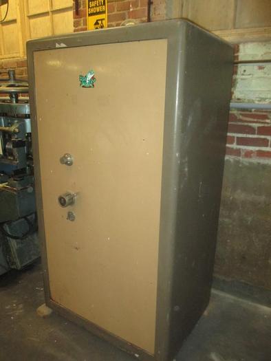 Used 9276-375 Fichet-Bauche Vault Safe with Combination Lock & Key