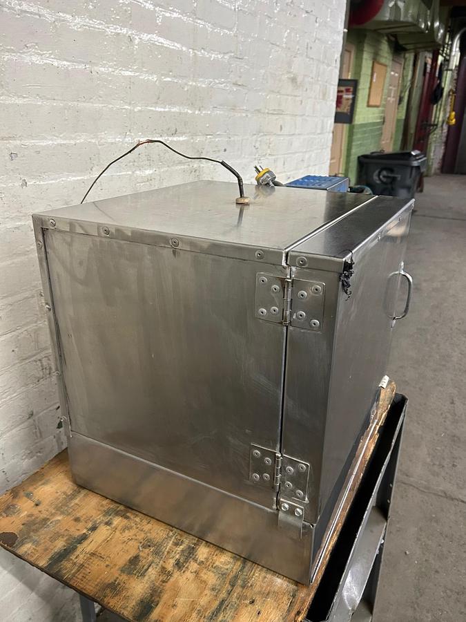 Used  Electric Oven, Kiln, Furnace with Paragon Programmable TNFII Remote Controller