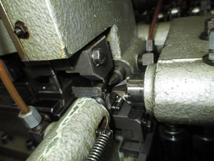 Used 8505-100 OMBI Model FRT10 Boston Link Chain Making Machine