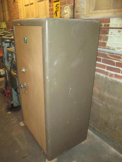 Used 9276-375 Fichet-Bauche Vault Safe with Combination Lock & Key