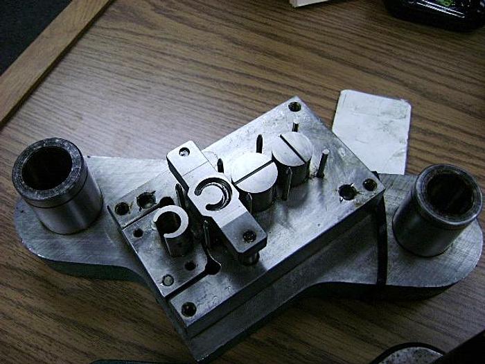 Used 0656-390 Die Set to Make Creole 14 Product for Earrings