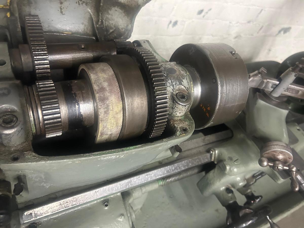 Used South Bend 9″ x 24″ Precision Belt Driven Lathe, Cabinet Stand