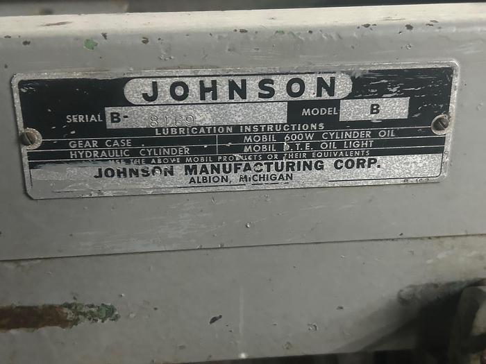 Used Johnson 10” x 18” Horizontal Metalworking Bandsaw