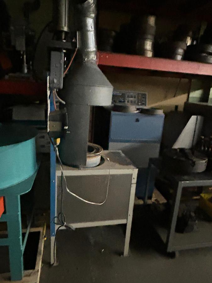 Used Contenti 160# Gas Fired Melting Pot with Thermostat & Hood for White Metal Casting