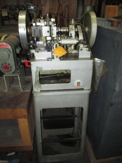 Used 8505-100 OMBI Model FRT10 Boston Link Chain Making Machine