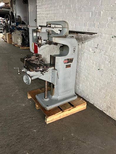 Used 5283-330 Gorton 2-Dimensional Pantograph / Engraver Model P1-2, with Swivel Vise