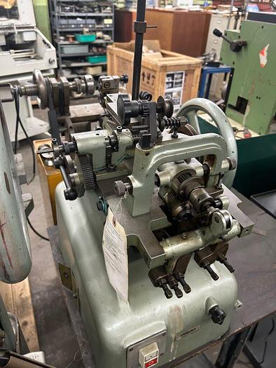 Used 8105-100 OMBI Medium Double Curb Chain Making Machine, S/N 4984