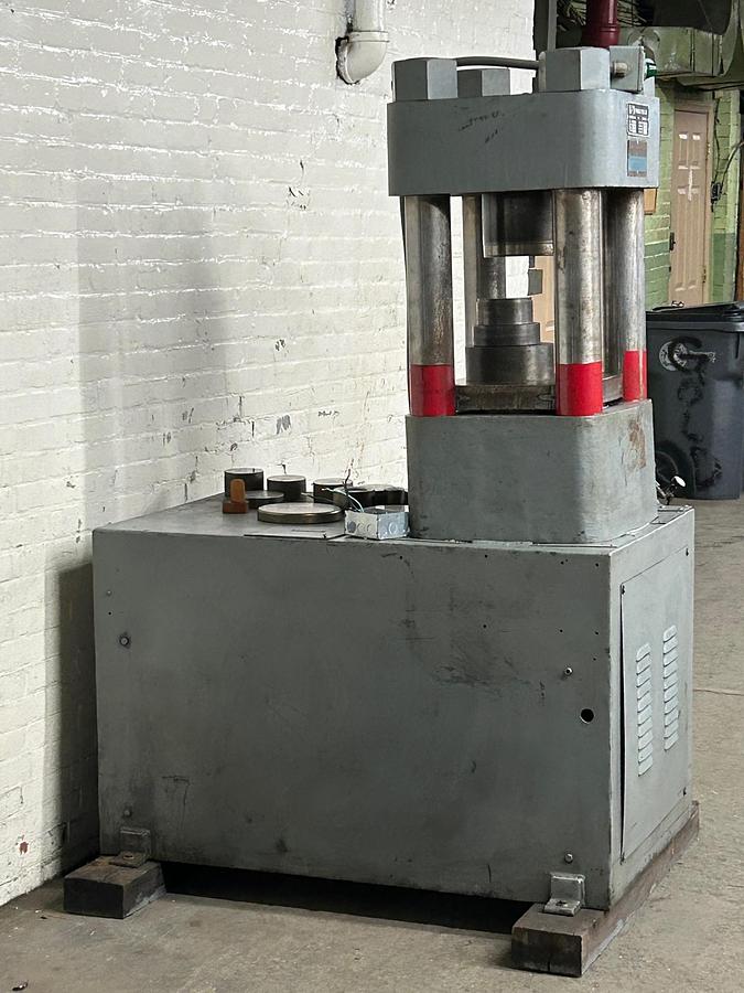 Used M&N Modern 500 Ton Clifton 4 Post Up Acting Hydraulic Hobbing Press, Metal Forming Copper Steel Gold
