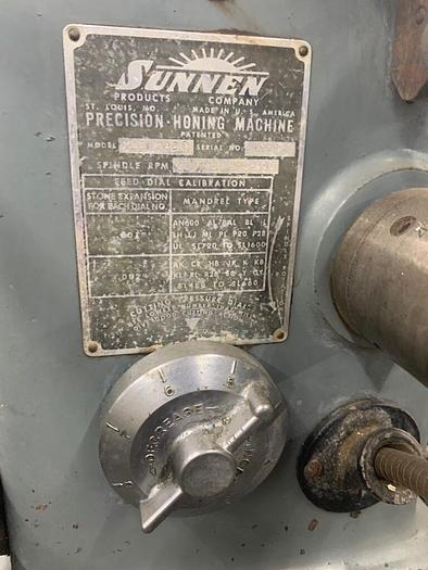 Used 2551-700 Sunnen Manual Horizontal Honing Machine, Model #MBB 1290D