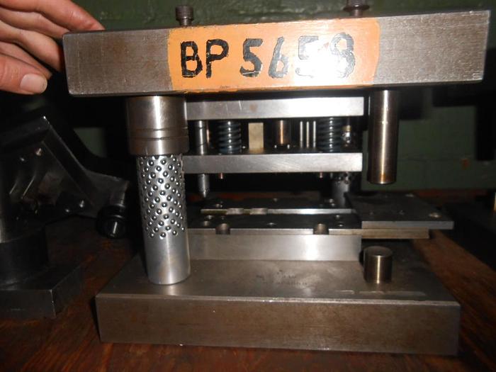 Used 7458-390 JEWELRY PADLOCK PRODUCT DIE MAKING SYSTEM – 4 Die Sets