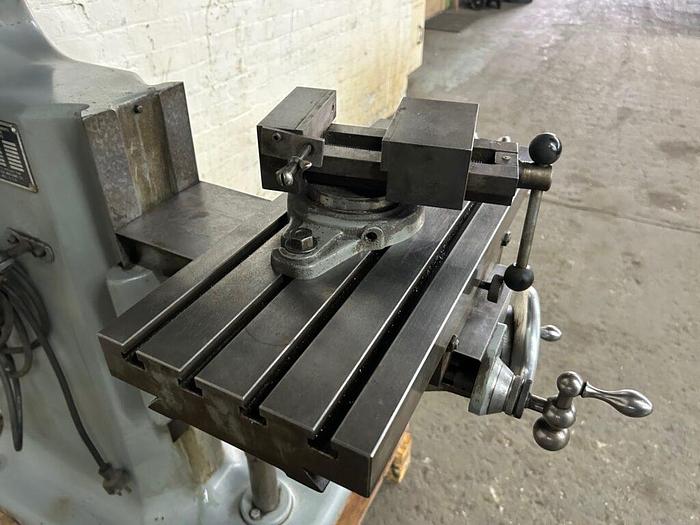 Used 5283-330 Gorton 2-Dimensional Pantograph / Engraver Model P1-2, with Swivel Vise