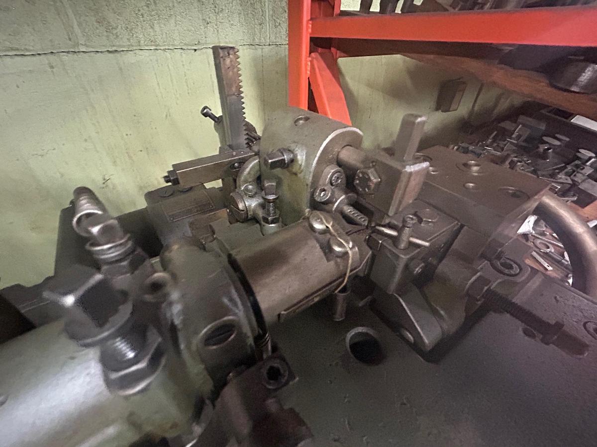 Used Small Theodore Bechtold (Germany) Curb Chain Making Machine