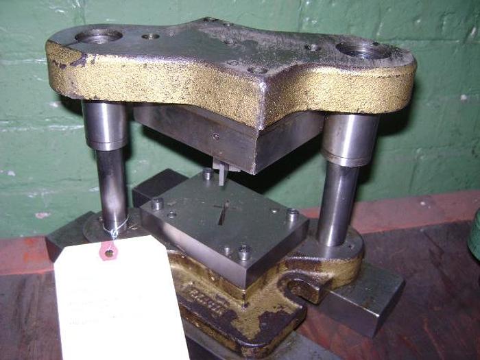 Used 7401-390 Die Set For 3/4″ x 1″ Cross Design