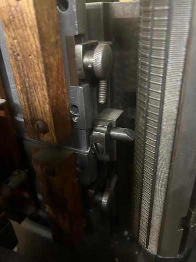 Used 0347-385 Kenloc Model 10 Straight Line Engine Turning Machine