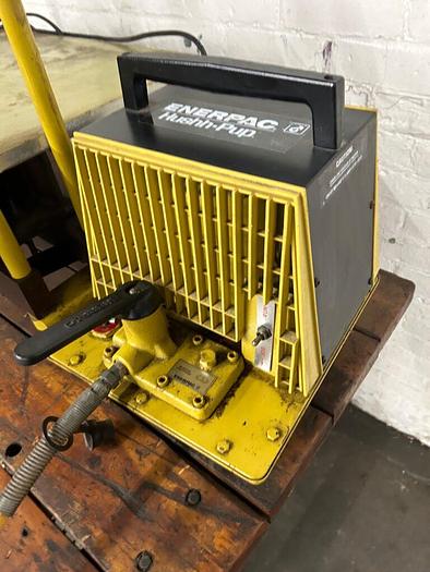 Used 8469-220 Enerpac Model DEM1321 Twin Cylinder Bench Model Hydraulic Press