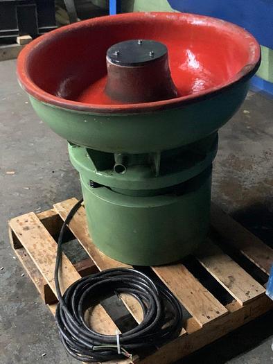 Used Rosler Model R50 RT Vibratory Tumbling / Deburring Finishing Machine / Made in Germany – New 2005