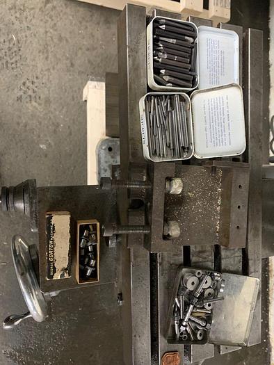 Used 5949-330 Gorton 2-Dimensional Pantograph / Engraver Model P1-2, with Tooling