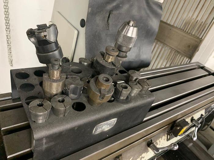 Used Acra AM2V 3HP Variable Speed Vertical Milling Machine – Power Feed, DRO, Tooling, New 1996!