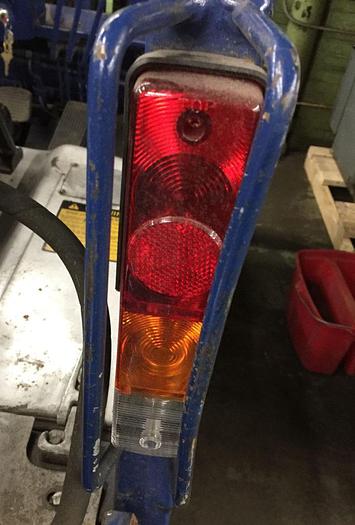 Used 2956-560 KOMATSU 5000LB CAPACITY RIDE ON FORK LIFT TRUCK MODEL 25