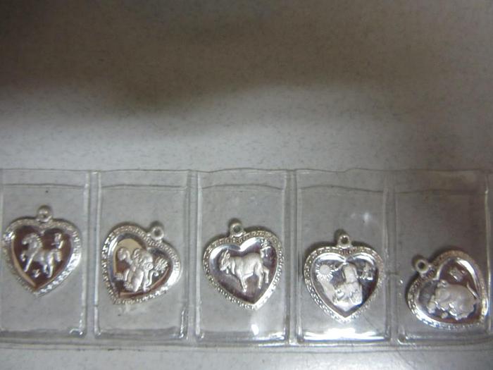 Used 2035-390 Chinese Zodiac Heart Shaped 1/2″ x 1/2″ Dies Hub Jewelry Tools