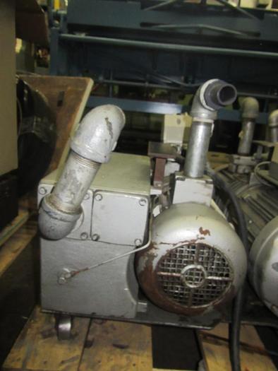 Used 2135-310 Busch Single Stage Rotary Vane Vacuum Pump, Model RC900