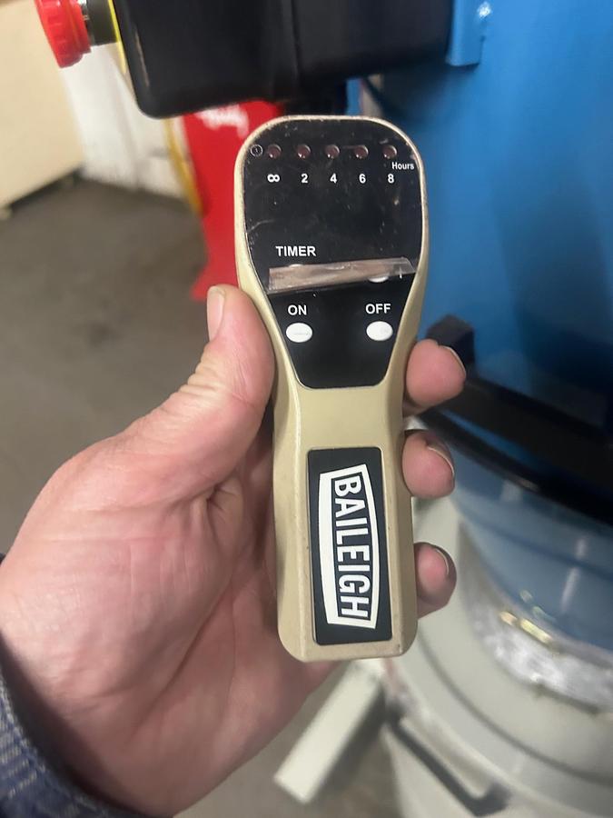 Used Dual Polishing Benches (4-Station System) with Baileigh DC-1450C 2HP Dust Collector