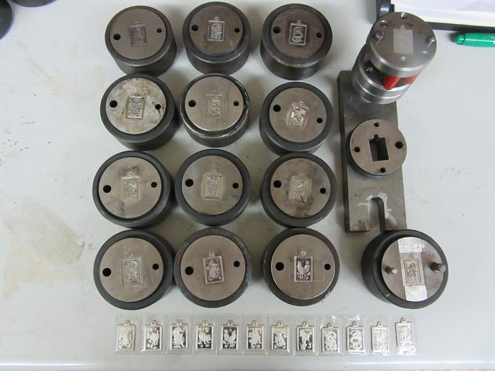 Used 2033-390 Chinese Zodiac Charms 1″ x 5/8″ Pendant Shaped Zodiac Signs – Full Set