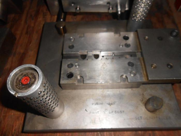 Used 7458-390 JEWELRY PADLOCK PRODUCT DIE MAKING SYSTEM – 4 Die Sets