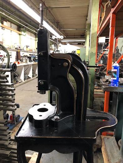 Used 0282-385 R Blundell Foot Press – Circa 1870