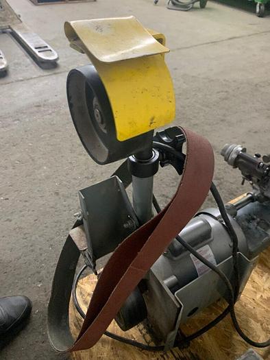 Used 5963-430 Kalamazoo 48″ Long x 2″ Wide Horizontal and Vertical Belt Sanding Machine