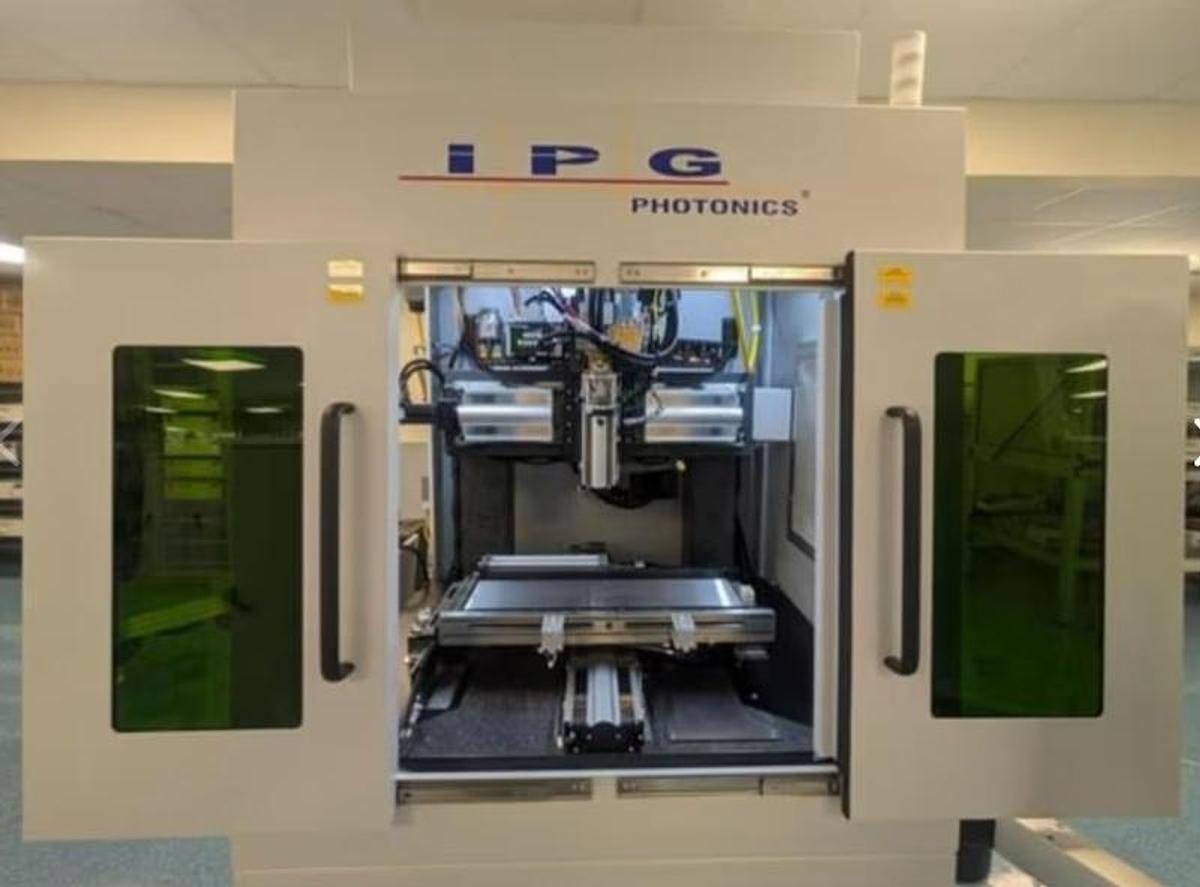 Used IPG Photonics Model SYSMA0000000015U 2kW CNC Fiber Laser Welding Center