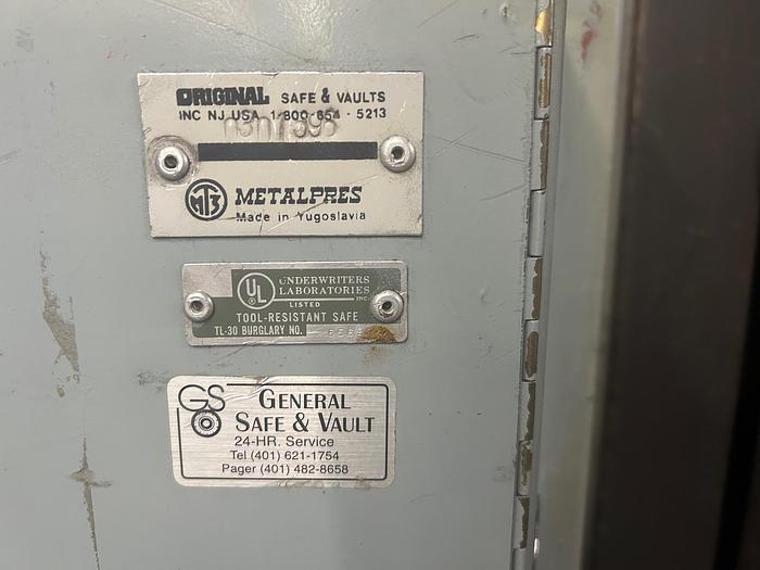 Used Original Safe and Vaults Combination Tool Resistant Safe MTL TL30 UL