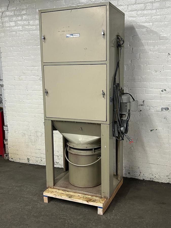Used DCE Unimaster, 2HP Cabinet Dust Collector, 5-Gallon Pail Collector
