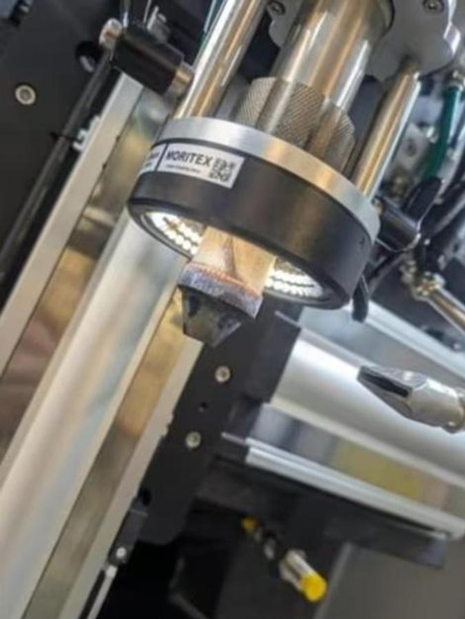 Used IPG Photonics Model SYSMA0000000015U 2kW CNC Fiber Laser Welding Center