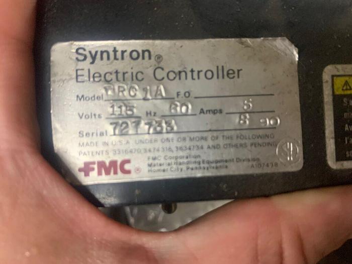 Used 5922-700 Dama Syntron Model EB051 Magnetic Jewelry Earring BAck Parts Feeder with Optima Air Feed