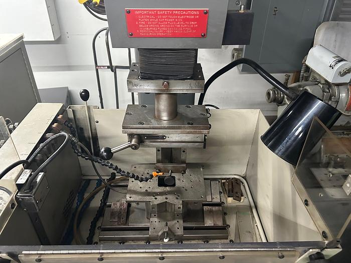 Used Hansvedt EDM CS1 Workman/201 Electrical Discharge Machine Ram EDM System