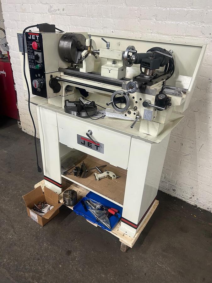 Used Jet BD-920W 9" x 20" Belt Drive Bench Lathe, Inch/Metric / Well Tooled