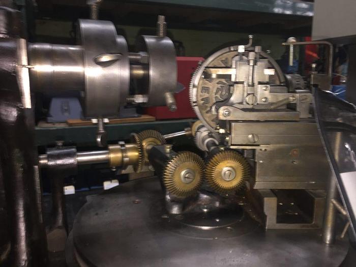 Used 0927-385 Antique MJ Brohen Brocading Machine