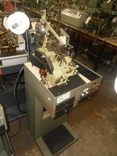 Used 0211-100 MGZ Single Curb Chain Making Machine Model MGZ 93