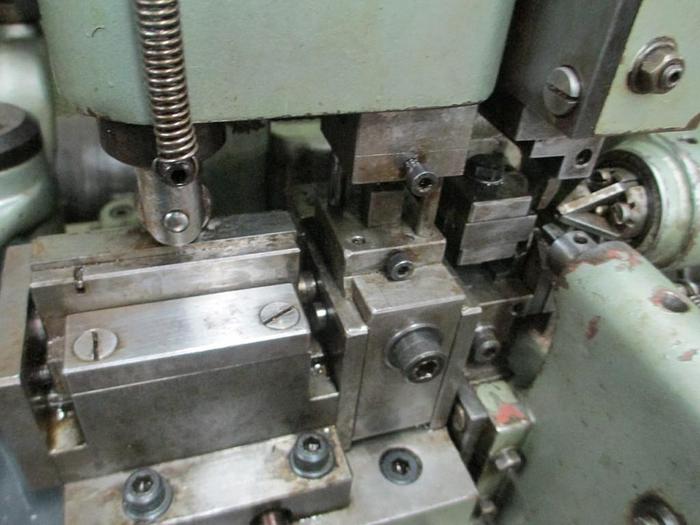 Used 8509-100 OMBI Model FTR10 Boston Link Chain Making Machine