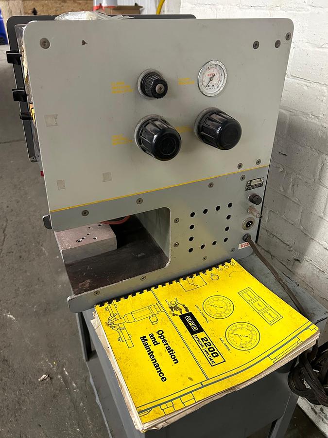 Used EFD Electron Fusion Earring Stud Jewelry Welding Machine, Model 2200 with Tooling