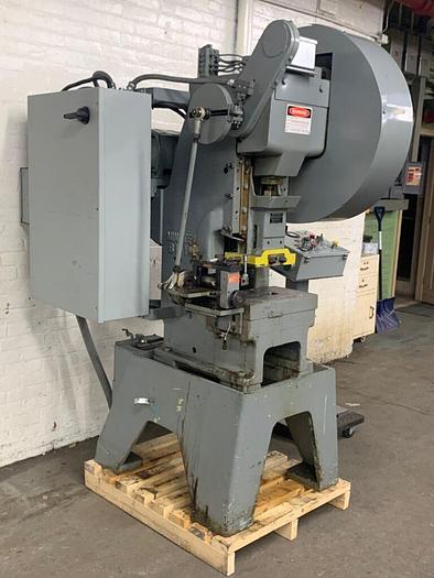 Used 5913-220 Minster Model B1-16, 16 Ton Punch Press, Stamping Press, Air Clutch-Brake / Roll Feed