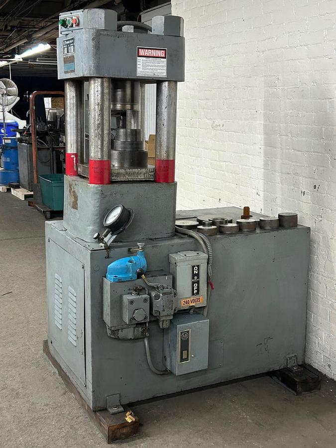Used M&N Modern 500 Ton Clifton 4 Post Up Acting Hydraulic Hobbing Press, Metal Forming Copper Steel Gold