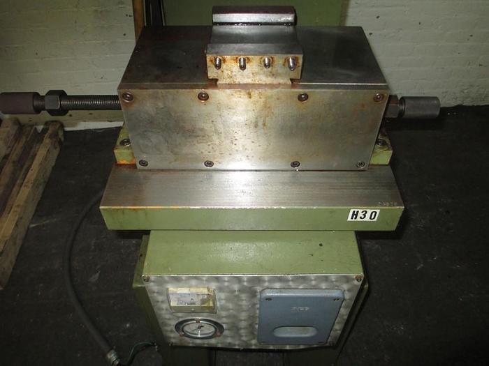 Used 7509-120 GALATO 30 TON CHAIN HAMMERING STAMPING POWER PRESS – HIGH SPEED
