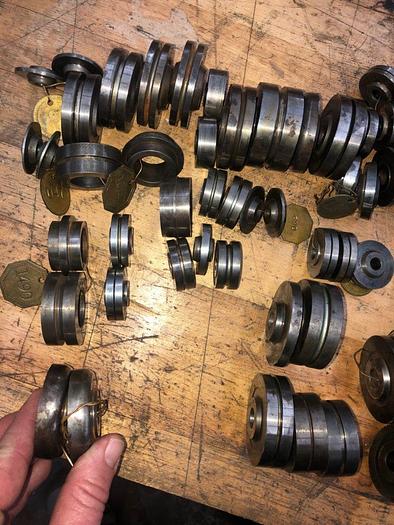 Used 3045-700 WIRE / TUBE KNURLING, DECORATING, PATTERNING TURK’S HEAD MACHINE-TOOLING