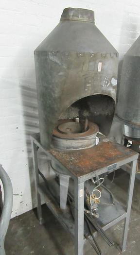 Used 1413-310 Charles Hones “BUZZER” Gas Operated Melting Pot – 160 LBS CAPACITY