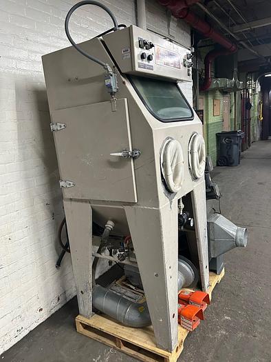 Used Pressure Blast Mfg Co. Model AA-33 Abrasive Blast Cabinet System with Blower