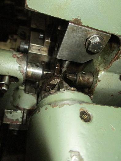 Used 8509-100 OMBI Model FTR10 Boston Link Chain Making Machine